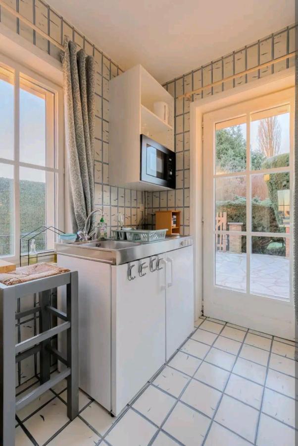 Cosy Studio Close To Bruxelles South Charleroi Airport Courcelles Buitenkant foto