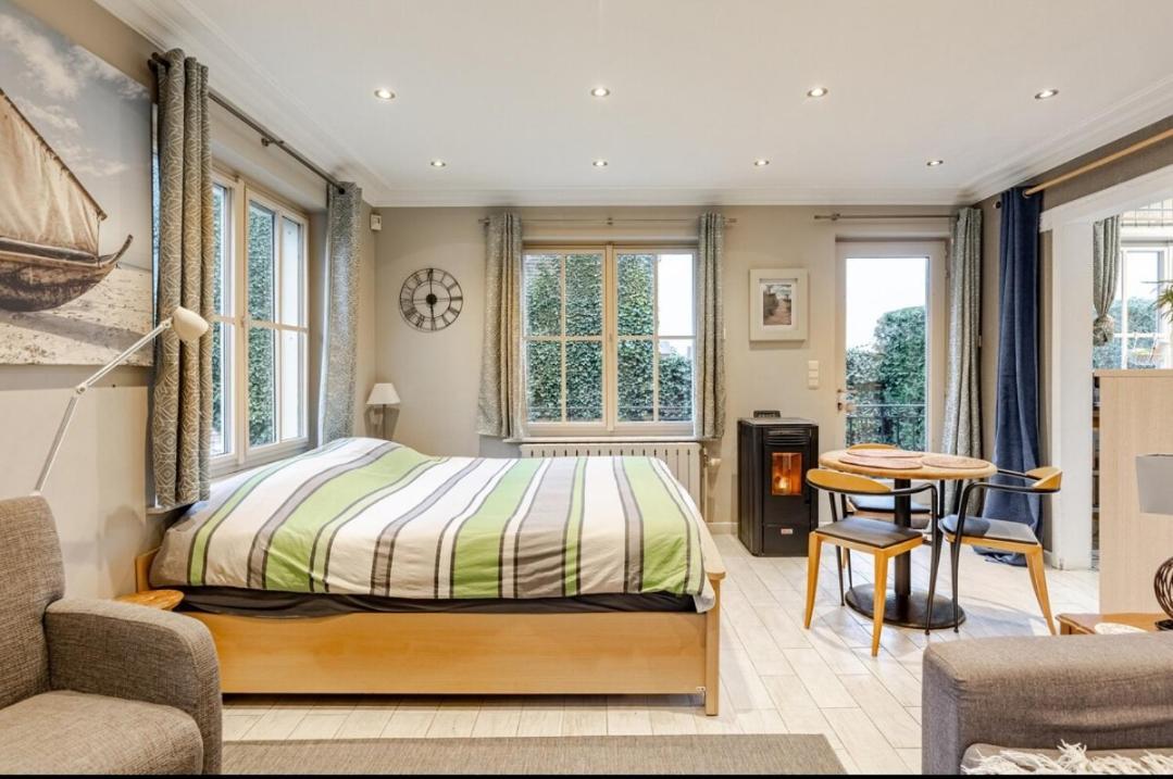Cosy Studio Close To Bruxelles South Charleroi Airport Courcelles Buitenkant foto